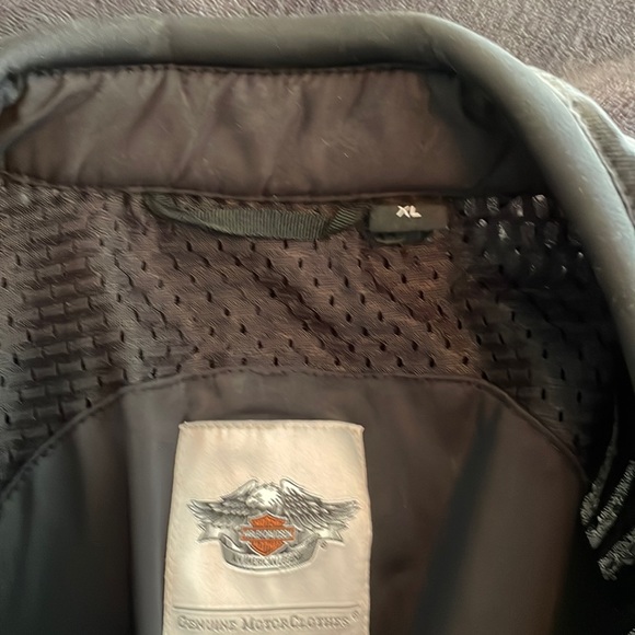 Harley Davidson jacket - Picture 2 of 3